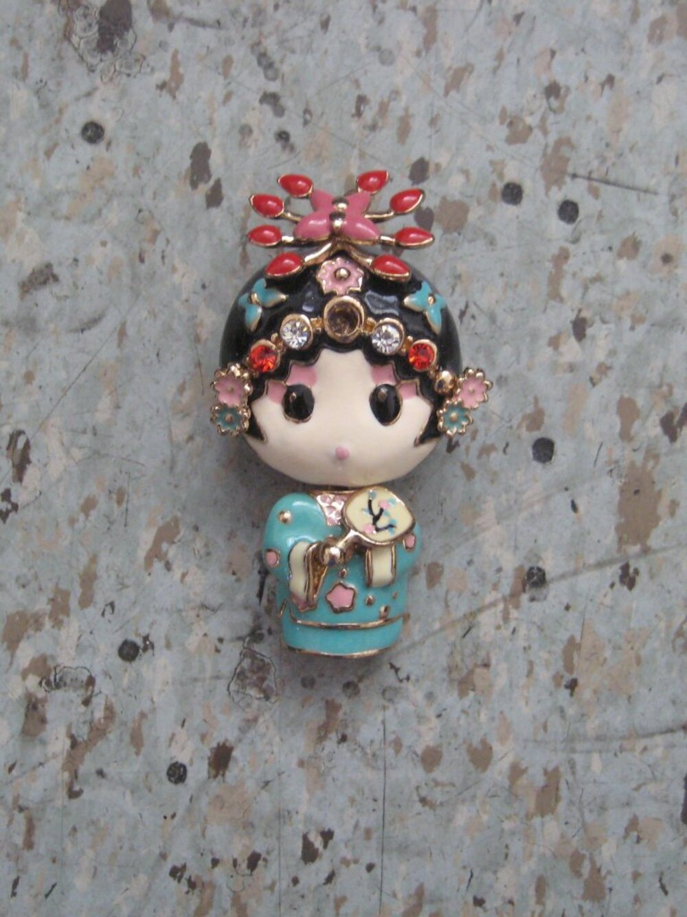 Betsey Johnson 3D Peking Opera Pendant